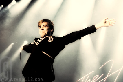 THE HIVES